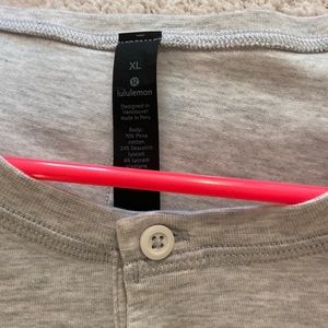 Lulu lemon XL Henley New never worn Heather grey